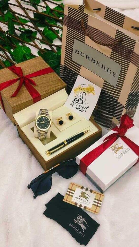 هدية تخرج لخطيبي غير مكلفه