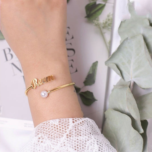 اسواره نسائي بالاسم