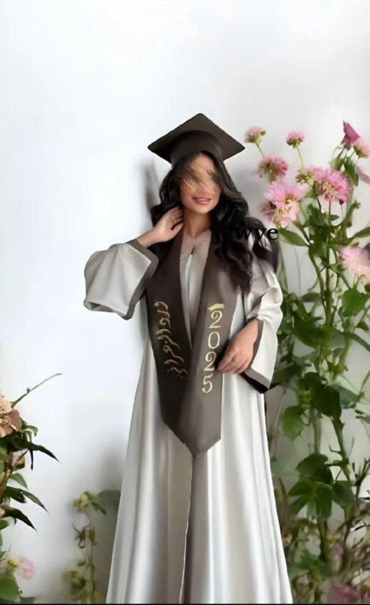 عبايات تخرج 2026 رمدي غامق