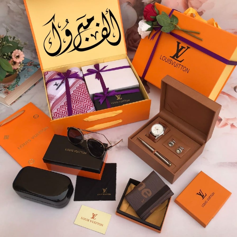 بوكسات هدايا تخرج رجالية 2024