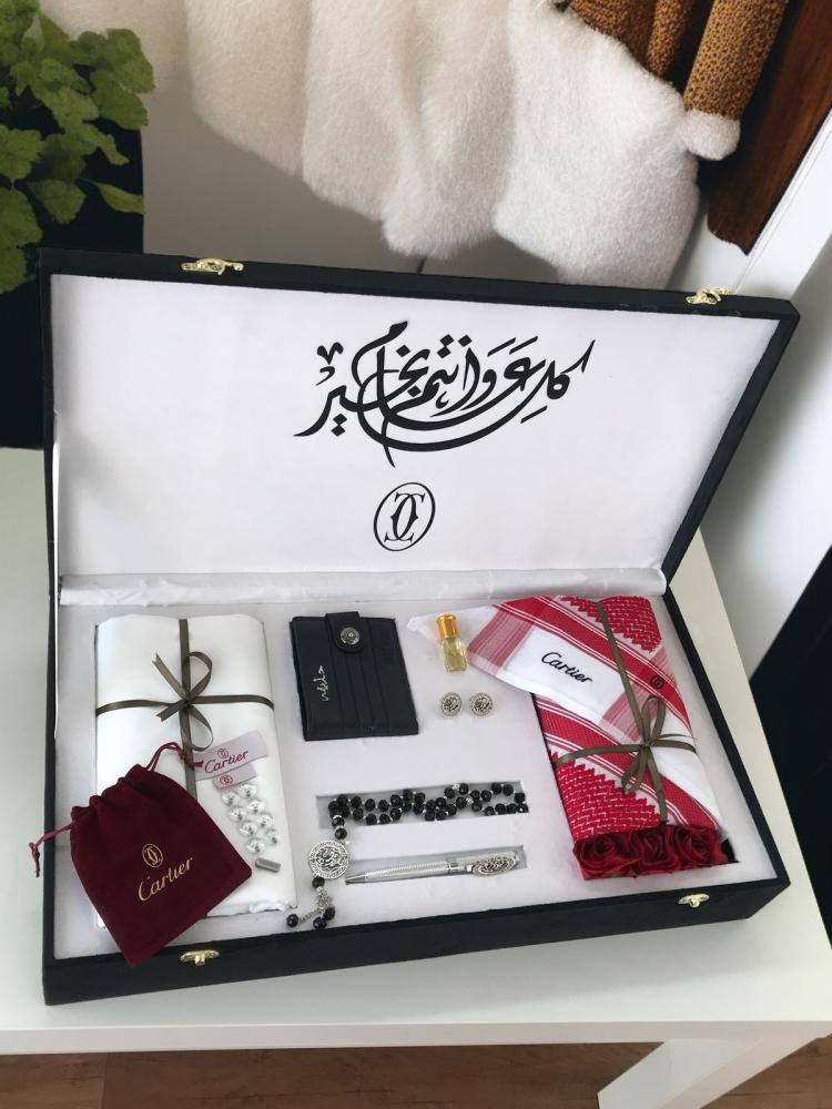 طقم هدايا رجالي فخم في العيد