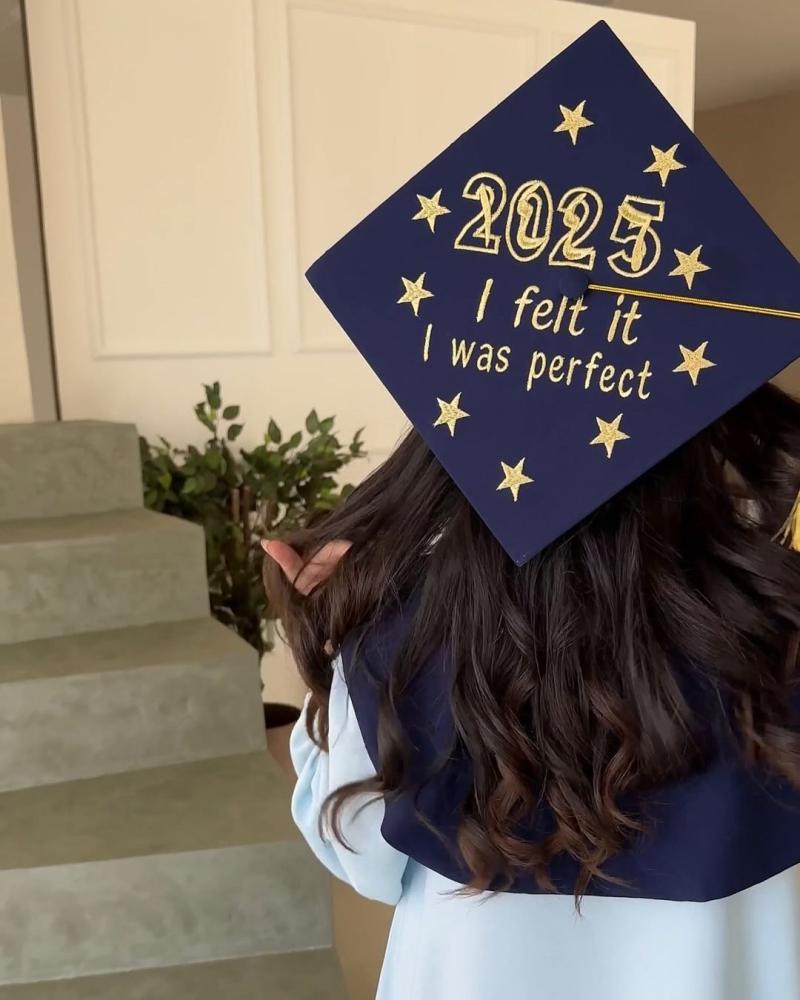 عبايه تخرج 2026احساس