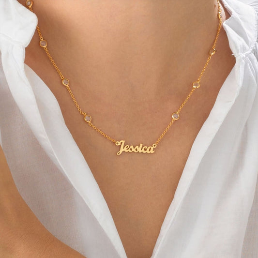 سلسال بالاسم مطلي بالذهب