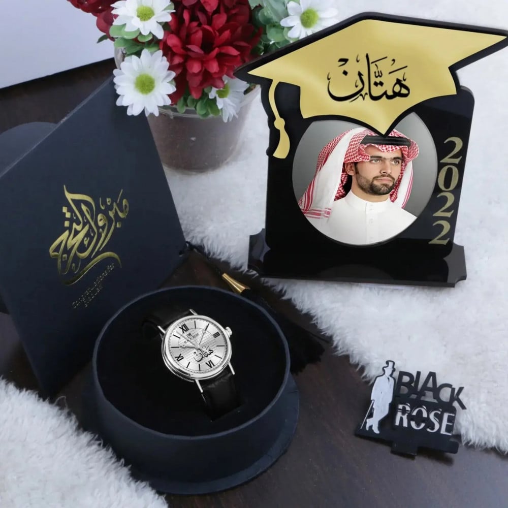 هدايا تخرج بالاسم والصوره حسب الطلب